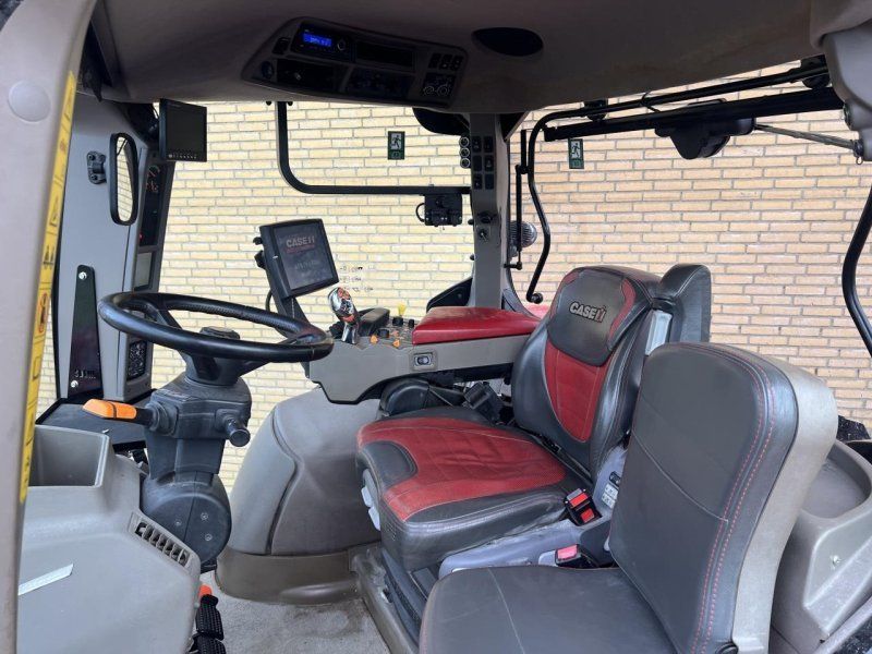 Case IH OPTUM 300 CVX