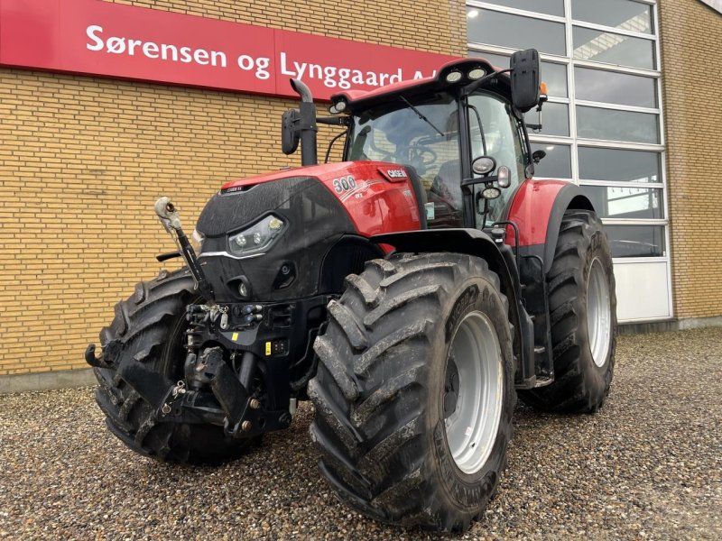 Case IH OPTUM 300 CVX