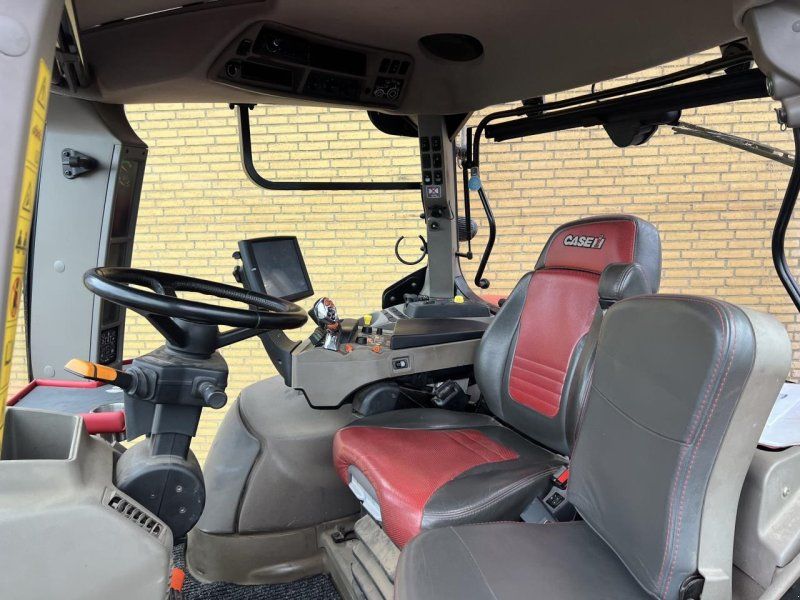 Case IH OPTUM 300 CVX