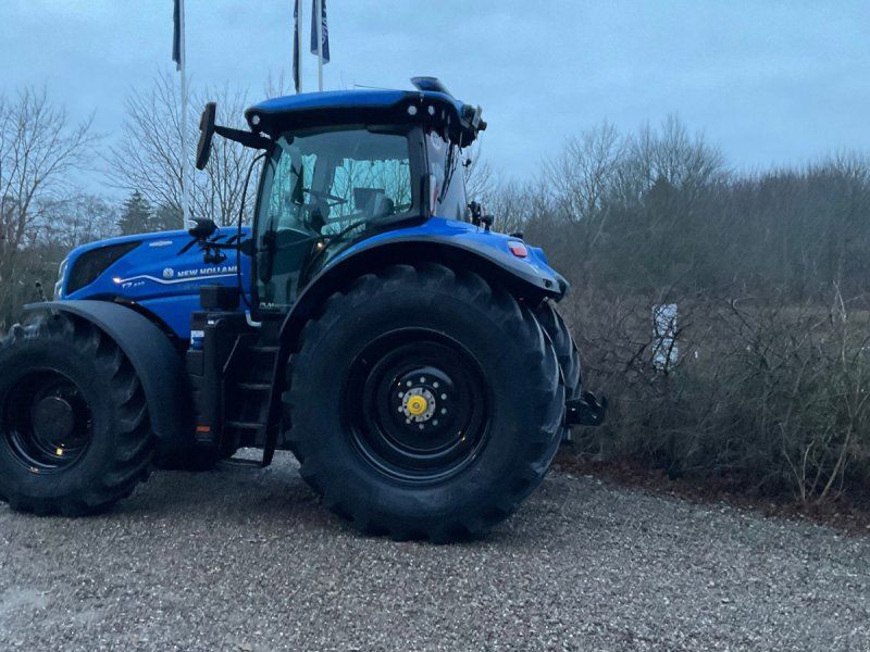 New Holland T7.270