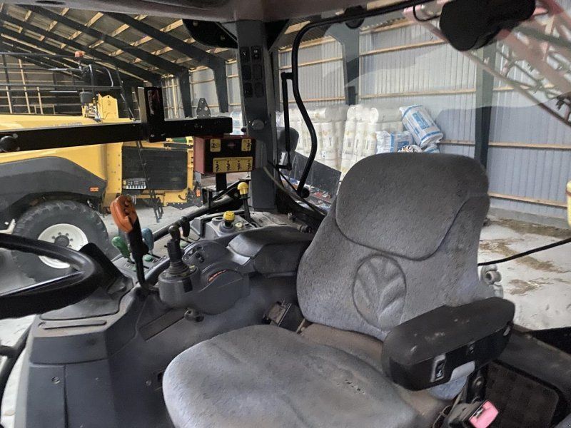 New Holland 7030 POWERCOMMAND