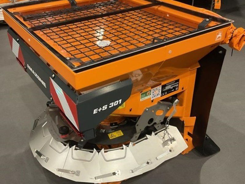 New Holland BOOMER 35 CAB ST5