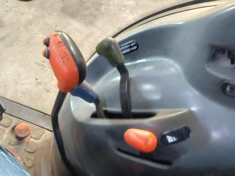 New Holland TN 95 FA