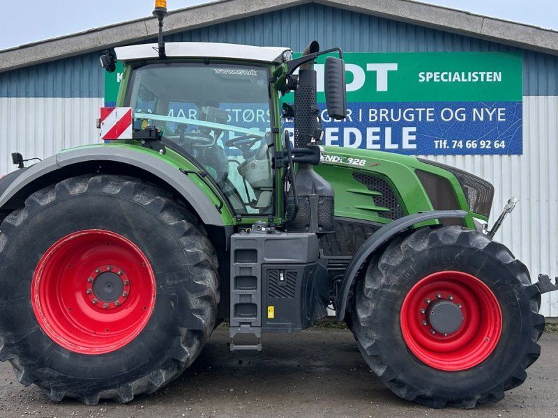 Fendt 828 Vario S4 Profi Plus Med Front PTO