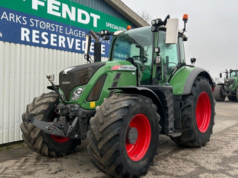 Fendt 724 Vario S4 Profi Plus Få Timer