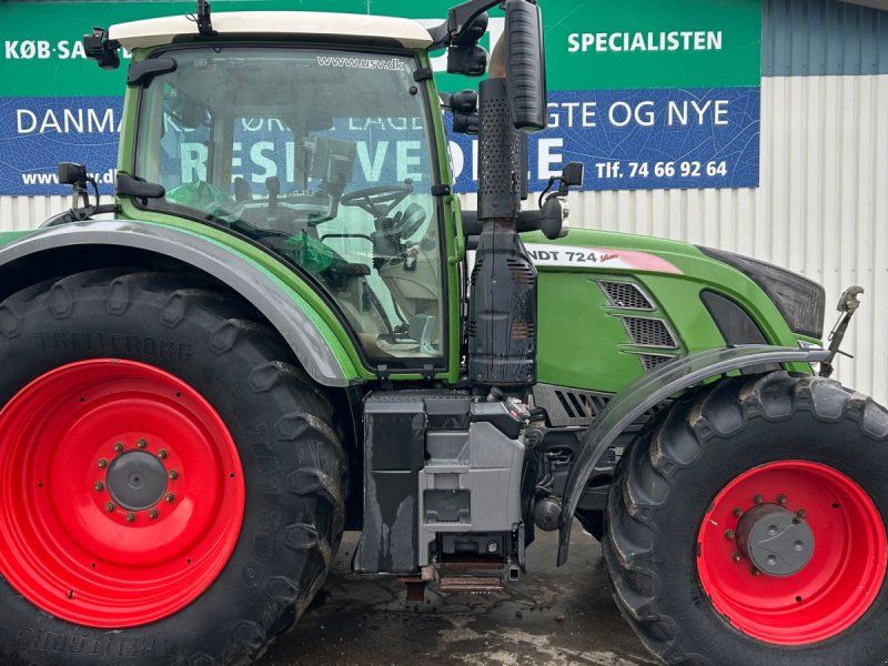 Fendt 724 Vario S4 Profi Plus Med Front PTO