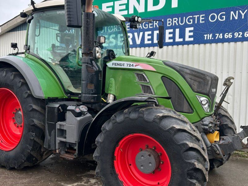 Fendt 724 Vario S4 Profi Plus Med Front PTO