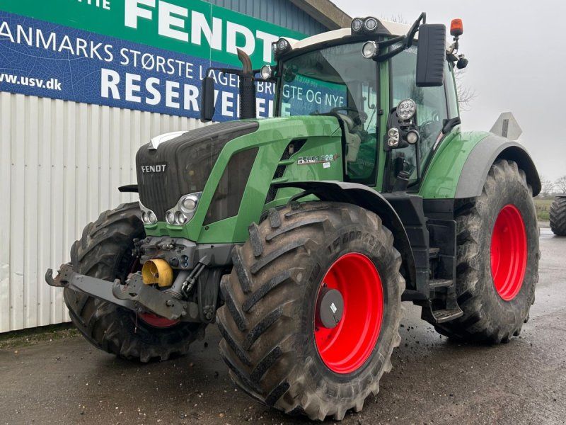 Fendt 828 Vario SCR Profi Plus Med Front PTO