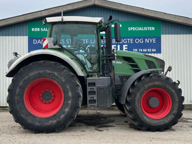 Fendt 826 Vario SCR Profi Plus Med Trimble GPS