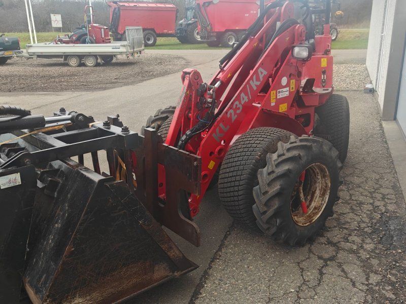 Thaler KL 234/ Ka Skovl, pallegafler, siloklo medfølger