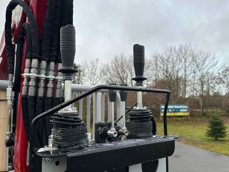 Tajfun GAP 110 Med DOT 45 K ( 8,2M Kran )