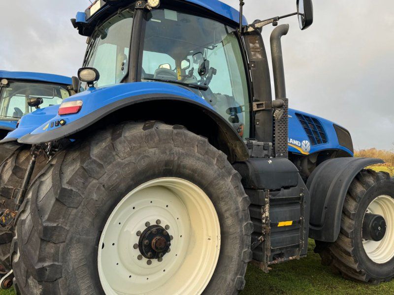 New Holland T8.390