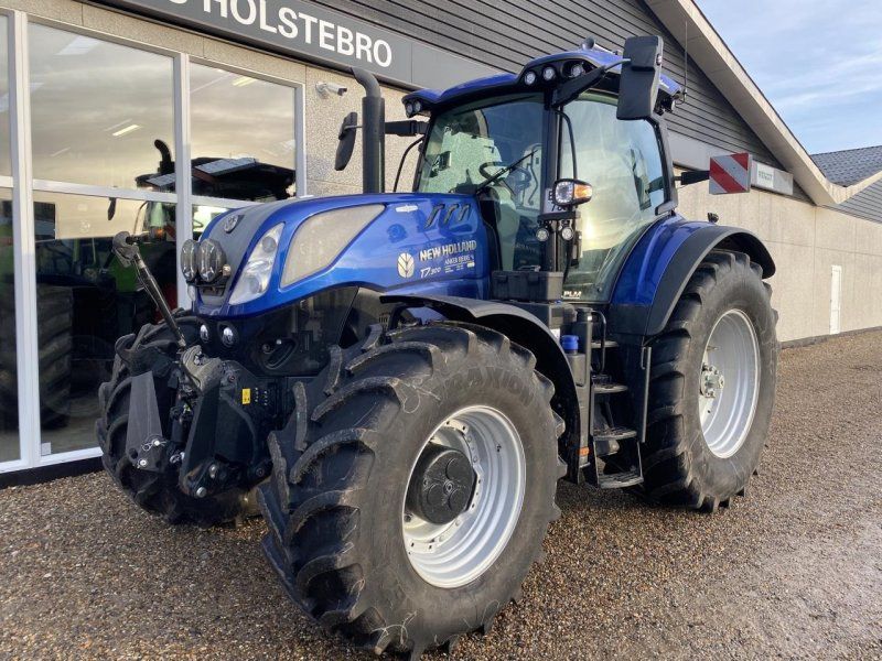 New Holland T7.300 BLUEPOWER
