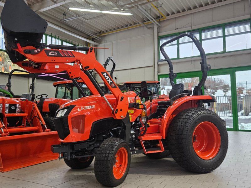 Kubota L1-382 D