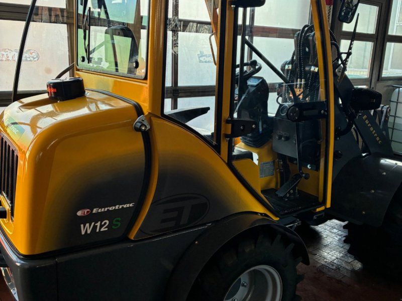 Eurotrac W12