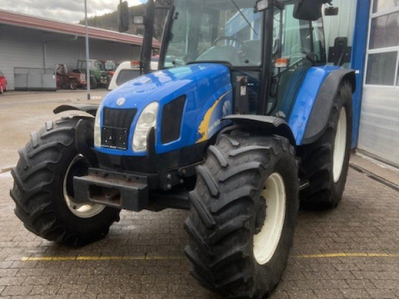 New Holland TL 90