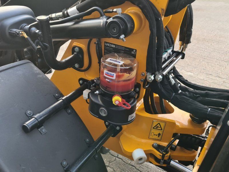 JCB 403 Plus Agri 50 hk