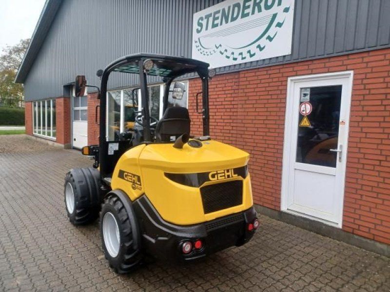 Gehl AL420 4 POST