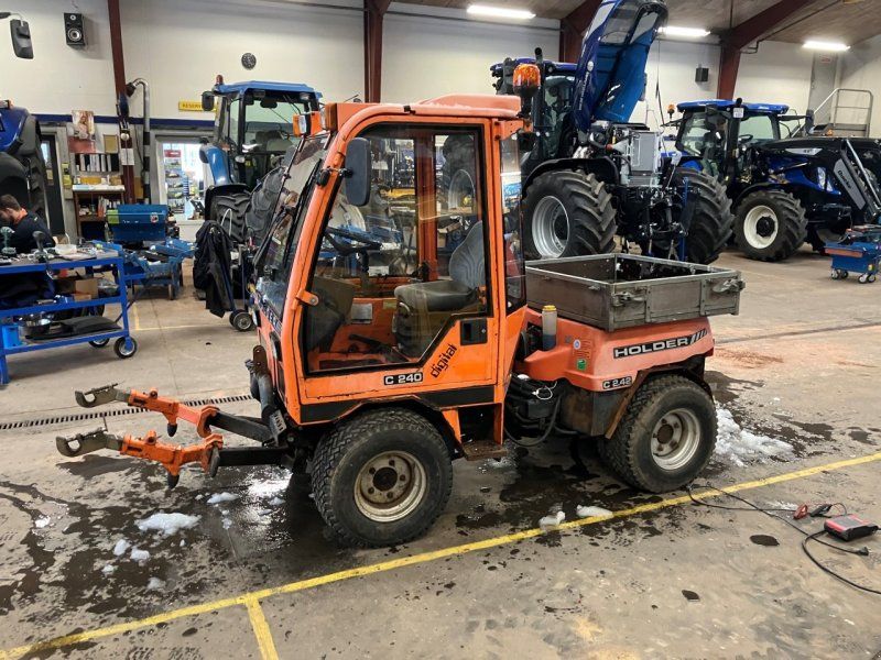 Holder C240 Redskabsbærer