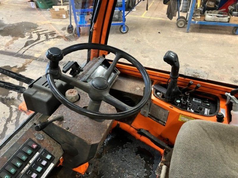 Holder C240 Redskabsbærer