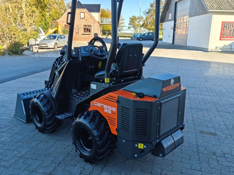 Cast Group Genesis 25