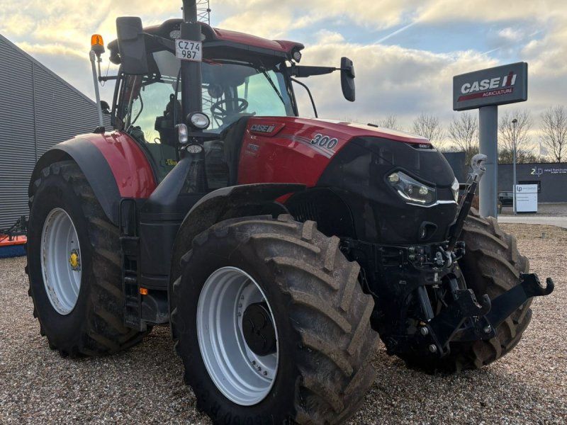Case IH Optum 300 CVX