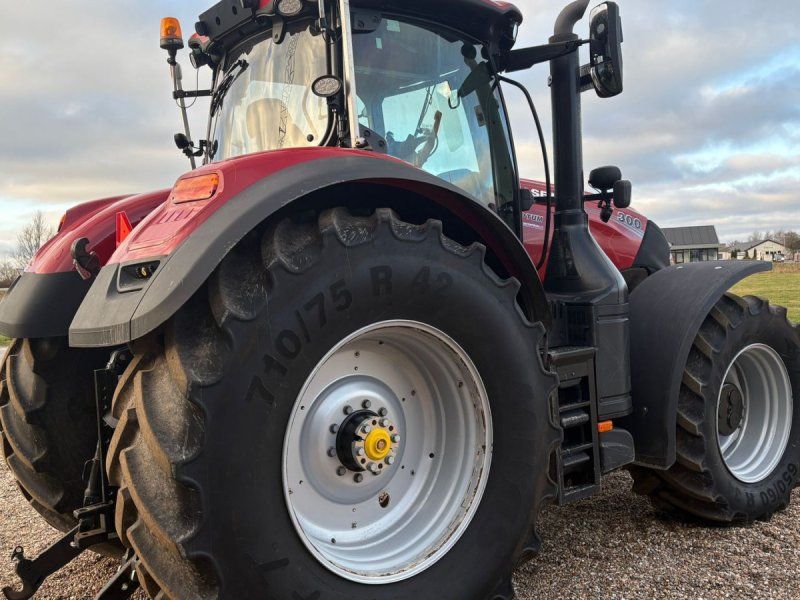 Case IH Optum 300 CVX