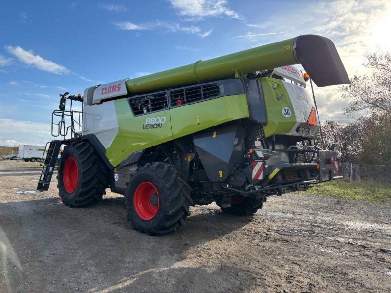 Claas LION 8800 4WD