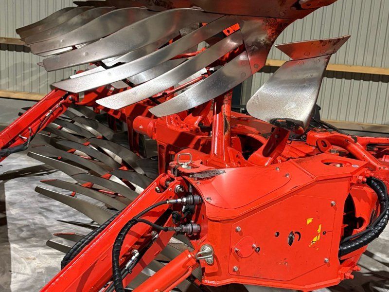 Kuhn Varimaster L Med pakker på plovet 500 ha