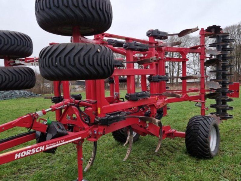 Horsch TERRANO 5.3 GX Med dobbelt Uring valse