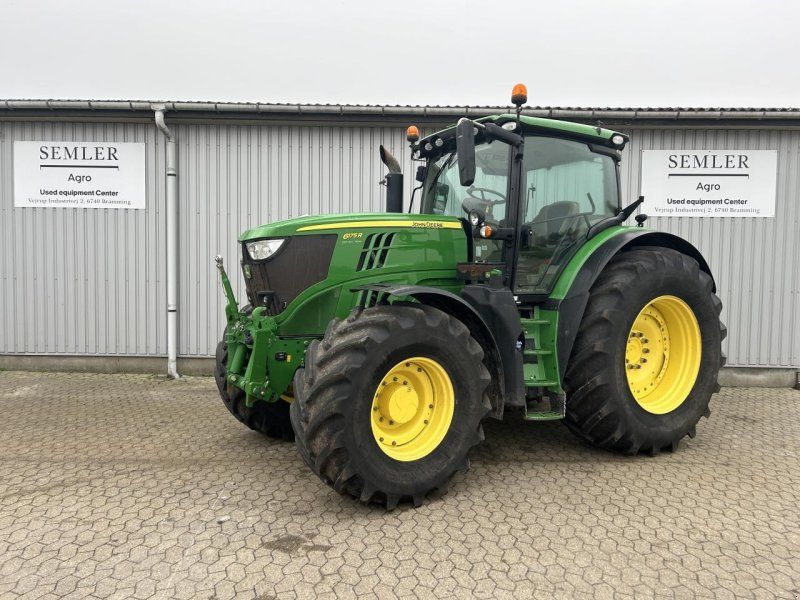John Deere 6175R