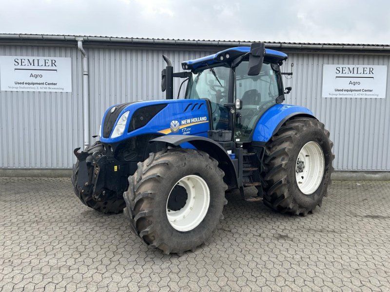 New Holland T7.230