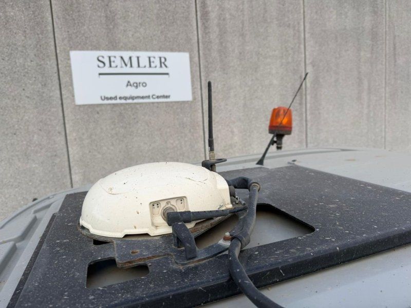 Massey Ferguson 7726