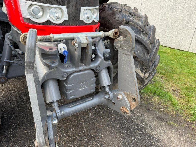 Massey Ferguson 7726