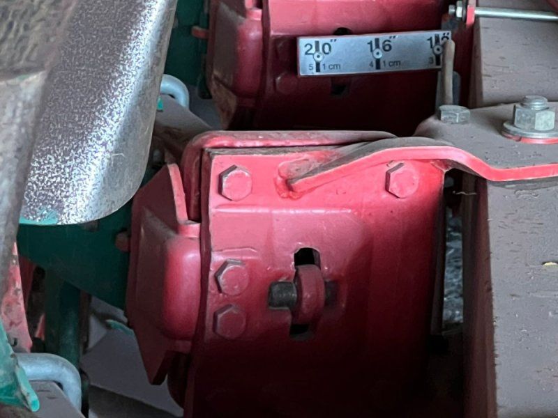 Kverneland 100-300-28