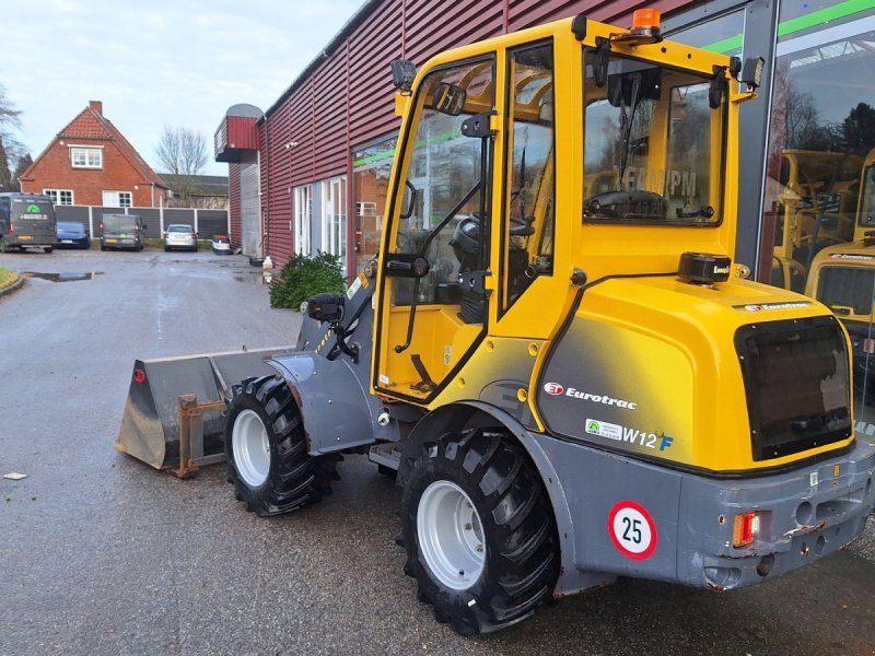 Eurotrac W12-F med kabine