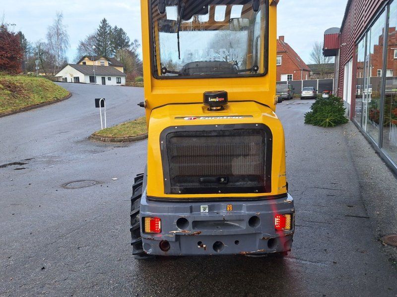 Eurotrac W12-F med kabine