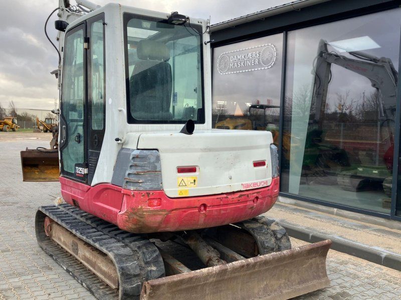 Takeuchi TB 250 TB250
