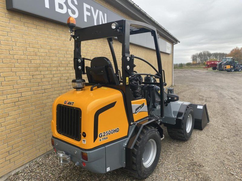 Giant G2500 HD