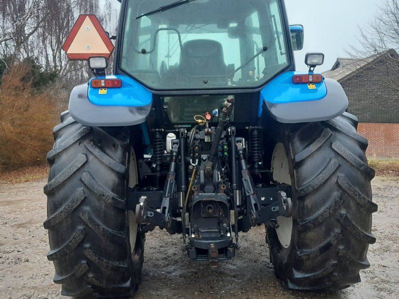 New Holland TM 155 Range Comand med frontlift Super Steer lige klar til snee