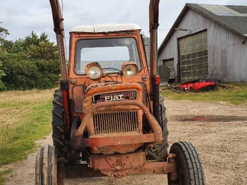 Fiat 650 med frontlæsser