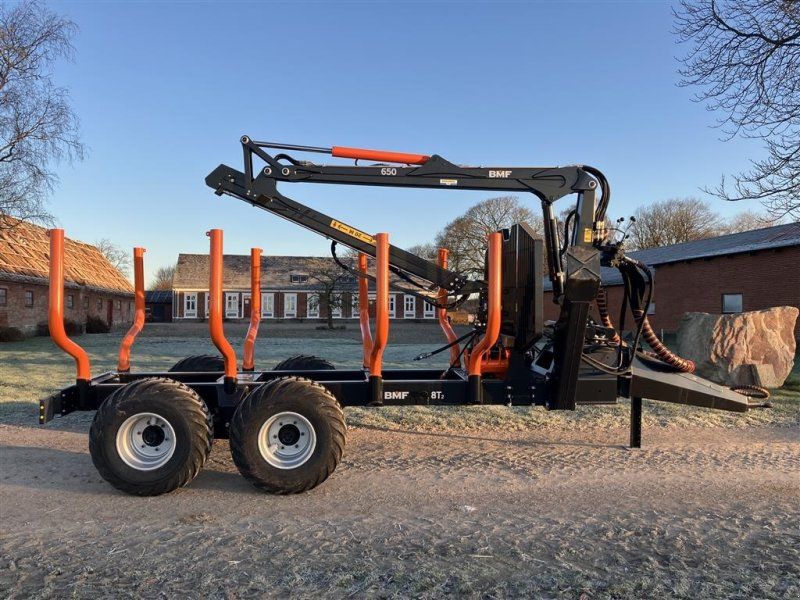 BMF 8 t. skovvogn med 6,5 m. kran
