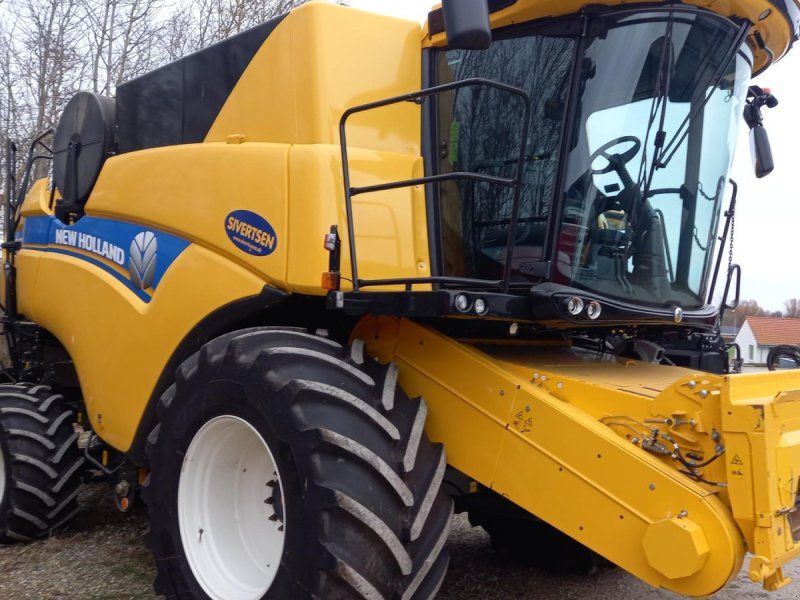 New Holland CX8.80 SLH med 25 fods Varifeed