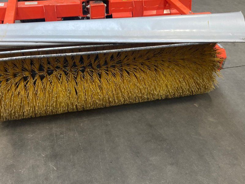 Husqvarna Fejemaskine med sving 5904500-01