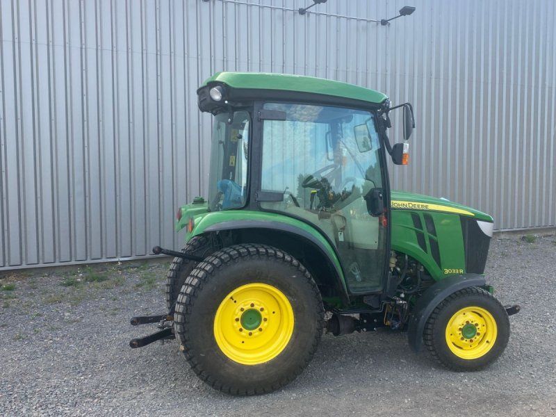John Deere 3033 R