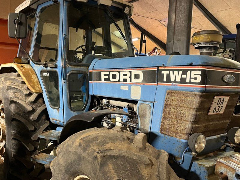 Ford TW 15 Force 2