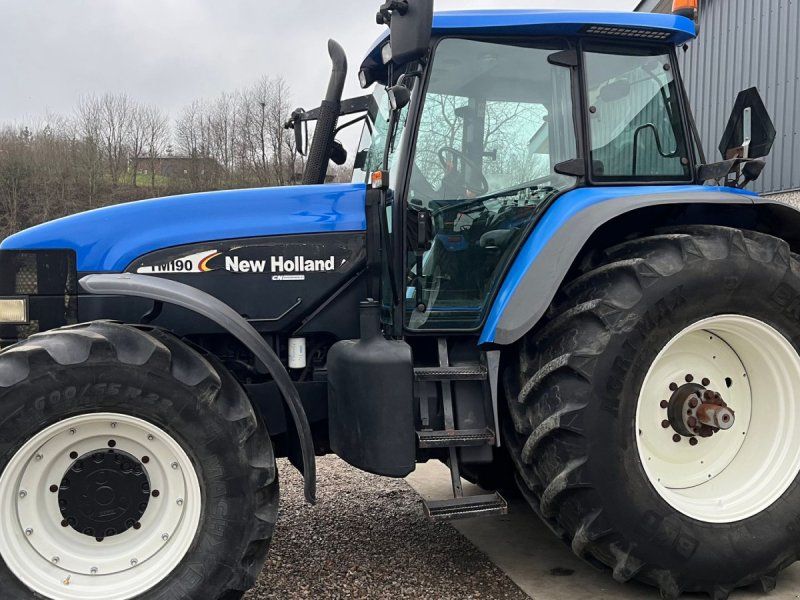 New Holland TM190 Aff foraksel + frontlift