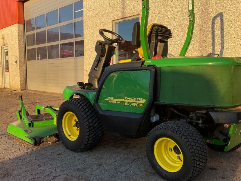 John Deere 1565