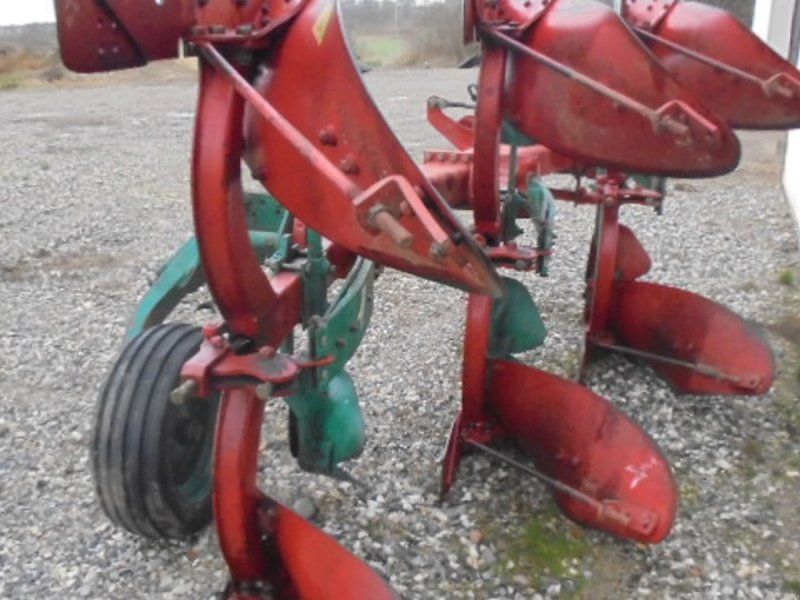 Kverneland f 160 3furet