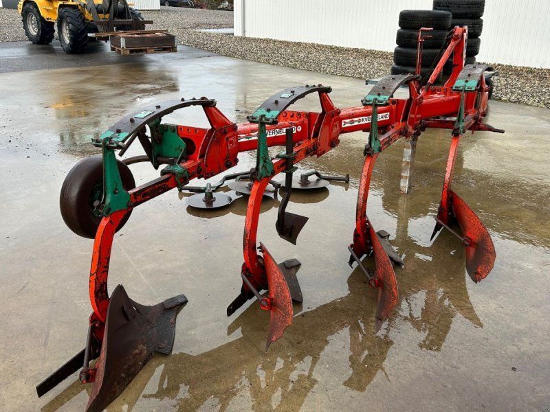 Kverneland 4 furet